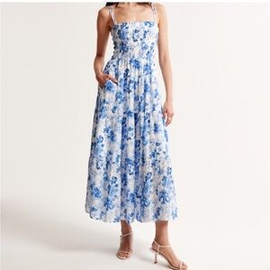 Abercrombie Smocked Bodice Maxi Dress - Light Blue Floral